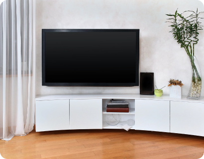 55″ TV / Entertainment center or Fireplace
