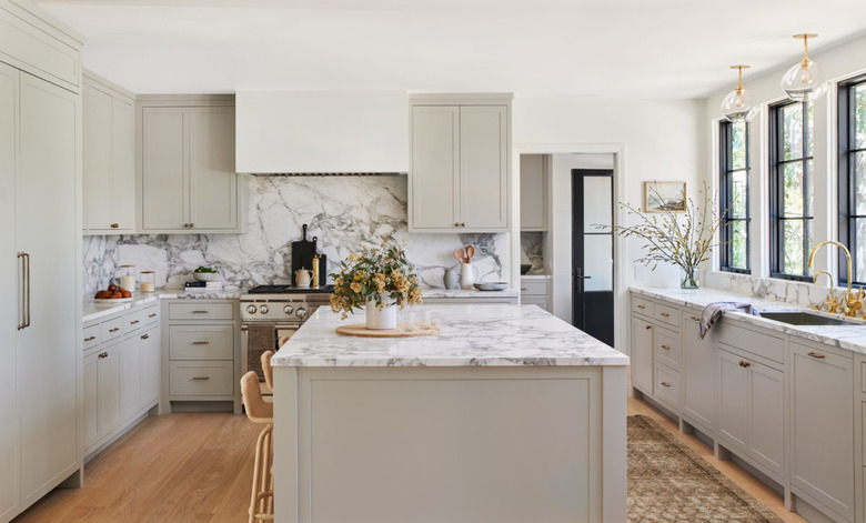 Montgomery Kitchen Console/Bar